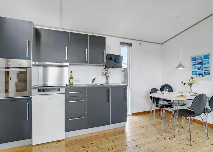 Gorgeous In With Kitchen Semesterbostad *